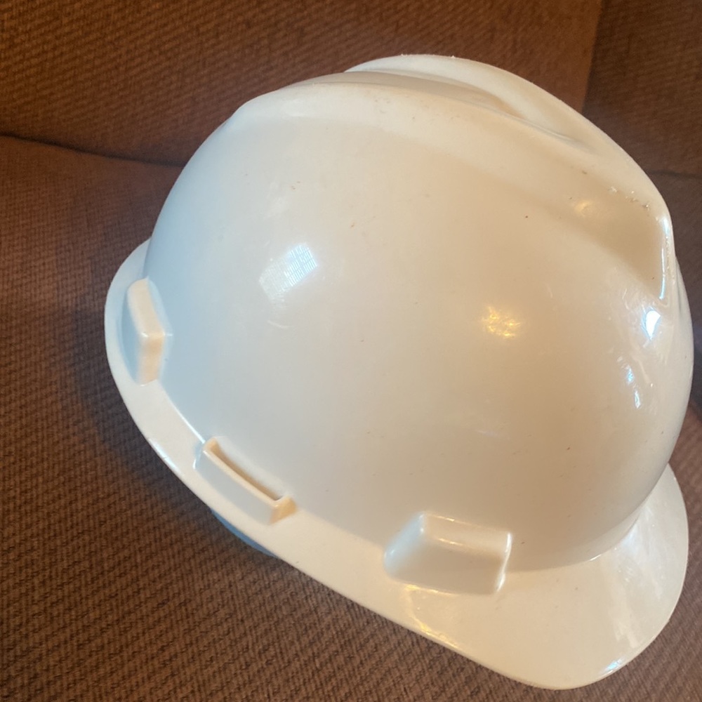 Protective/ Hard Hat - image 1